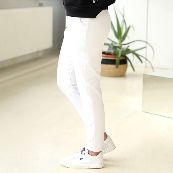 spodnie z kieszenia biale bok spodnie z kieszenia biale bok